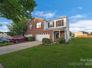 6340 Ziegler Ln, Charlotte, NC 28269
