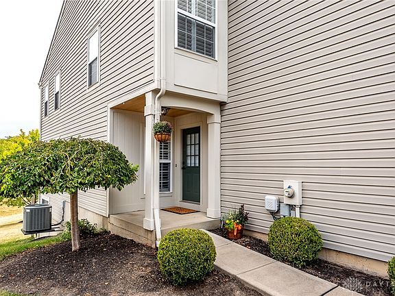 3rd image of 4126 Fieldsedge Dr