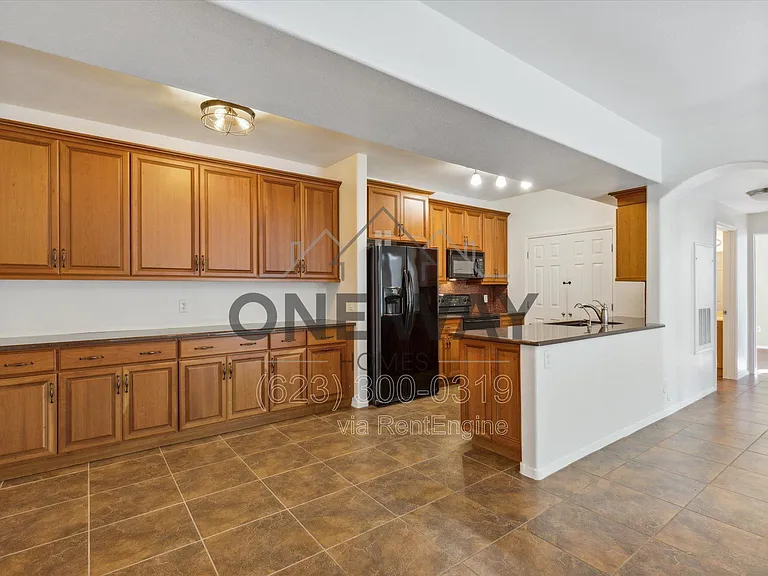 10136 E Southern Ave — Photo 7