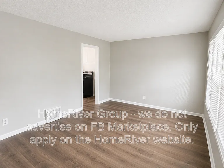 9002 Central St — Photo 6