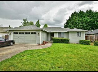 333 Snowy Butte Ln, Central Pt, OR 97502