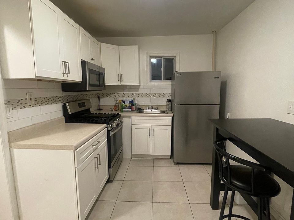 2nd image of 819 E 217th St Floor 2