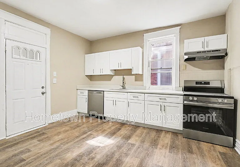 1814 Boas St — Photo 12