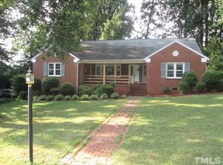 510 W Cardinal St, Siler City, NC 27344