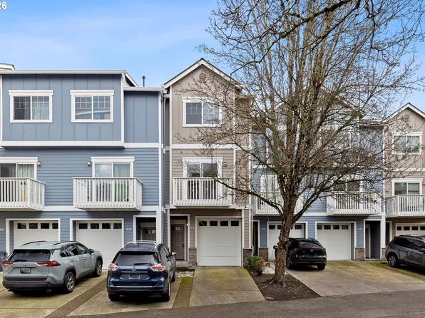 18445 SW Stepping Stone Dr, Beaverton, OR 97003