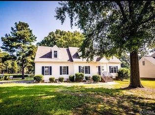 628 Pinehurst Ave, Colonial Heights, VA 23834