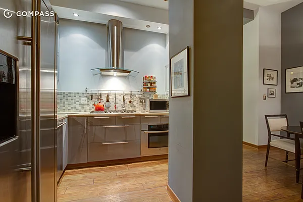 Sold by Compass | media 2