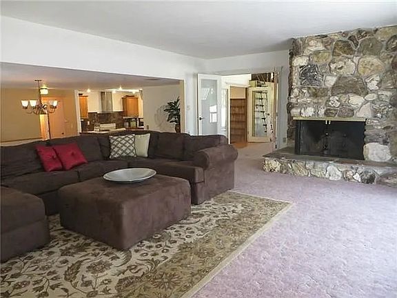 5th image of 9312 NE 180th St