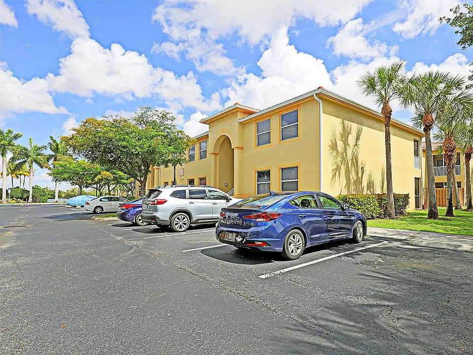 1st image of 4267 Bellasol Cir APT 2121