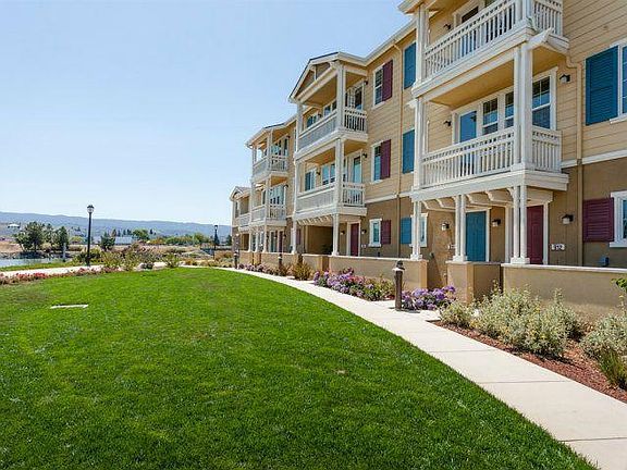 3rd image of 636 Fan Tail Way Unit 907