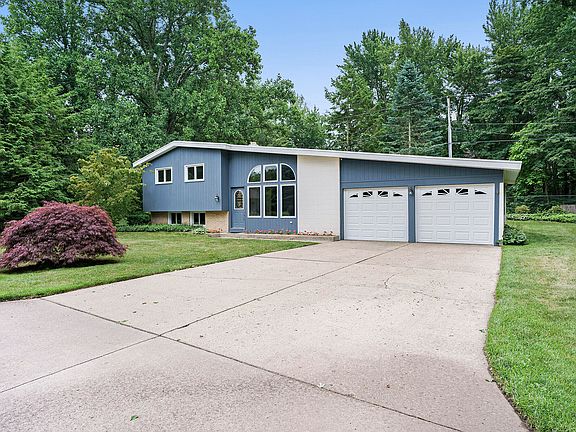 2nd image of 9900 Kassian Ct
