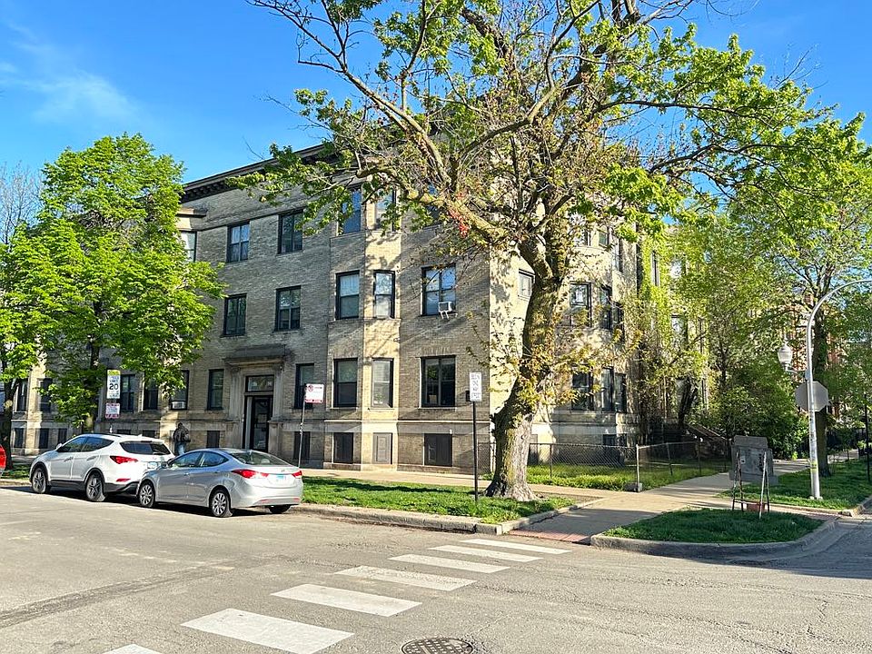 1st image of 915 W Waveland Ave APT 2