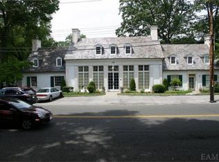 135 Midland Ave, Bronxville, NY 10708