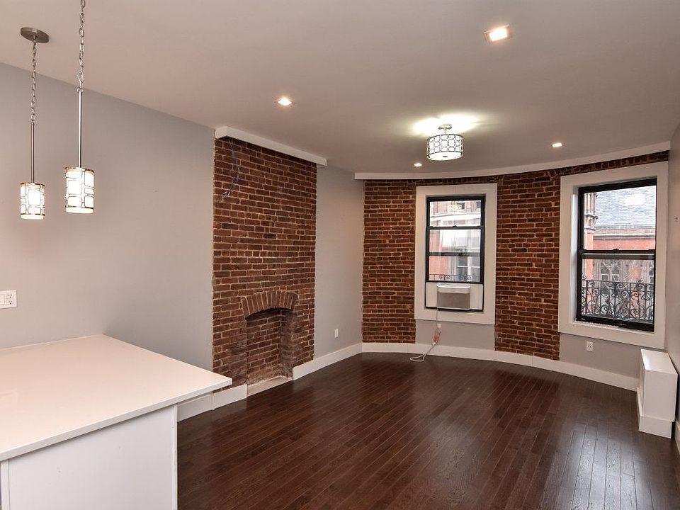 2nd image of 448 Central Park W APT 4C