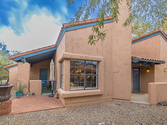 2nd image of 7744 E Via Ventana Norte