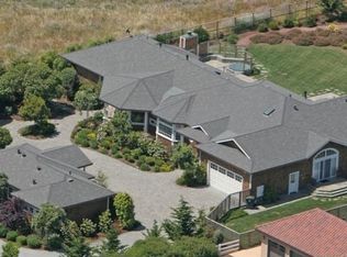 24 Jenna Ln, Half Moon Bay, CA 94019