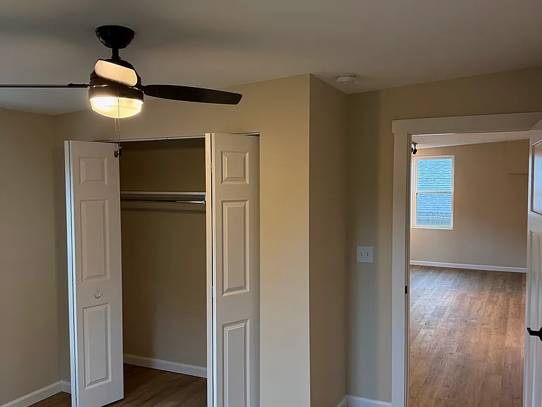 1523 Greenup St #3 — Photo 10