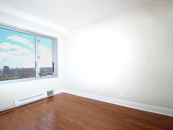5th image of 1295 5th Ave APT 35B