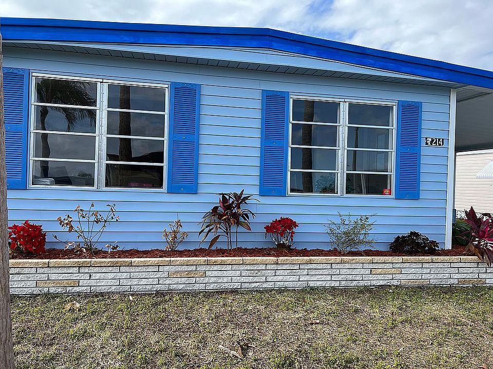1st image of 214 Spanish Lakes Dr