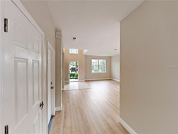 4th image of 11443 Laurel Brook Ct