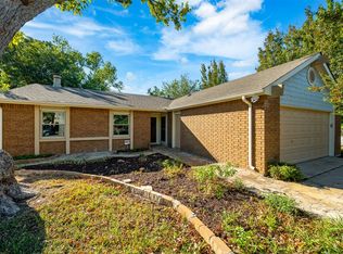 4241 Longmeadow Way, Fort Worth, TX 76133