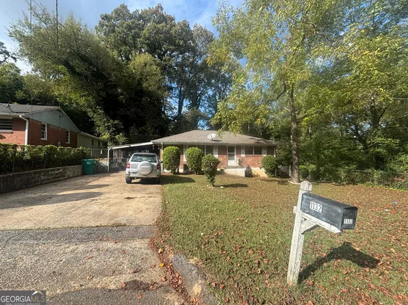1132 Grace Dr, Forest Park, GA 30297