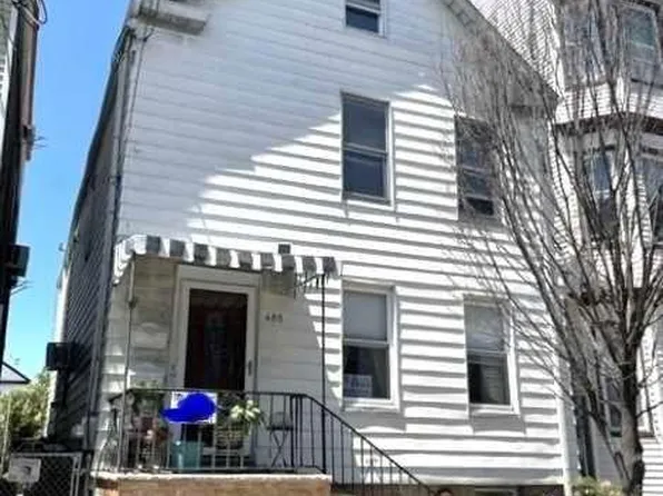 408 N 3rd St, Harrison, NJ 07029