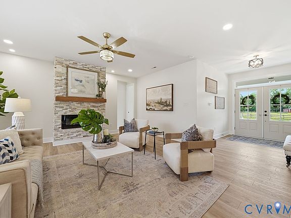 3rd image of 67 Hicks Wharf Rd