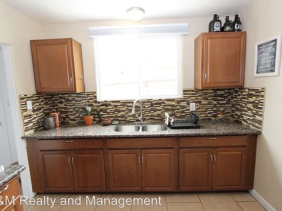 4th image of 5172 Landis St