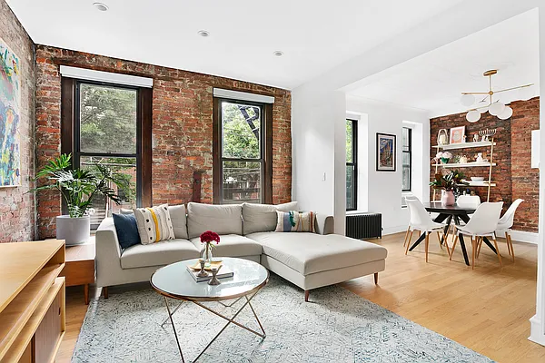Sold by Compass | media 1