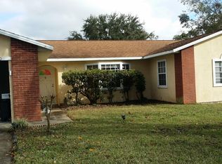 2120 Durham Ct, Mount Dora, FL 32757