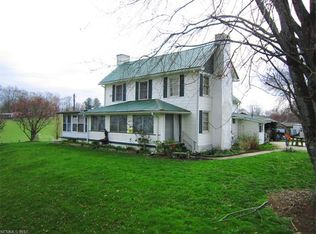 46 Roseland Dr, Mills River, NC 28759