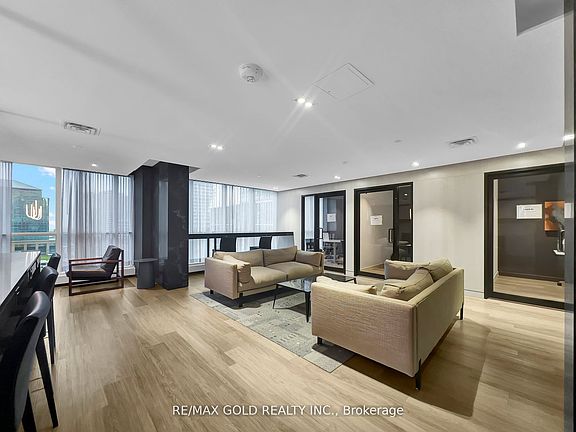 5th image of 4065 Confederation Pkwy #1208