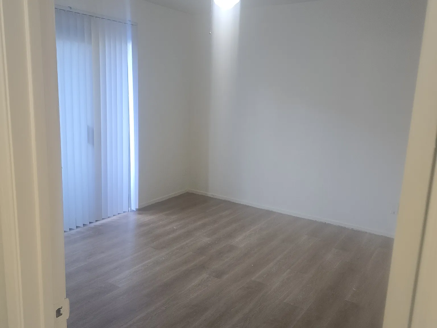 5280 Colodny Dr — Photo 2