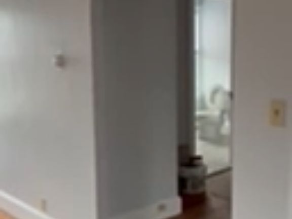 2nd image of 1228 Narragansett Blvd Floor 3