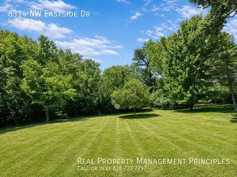 8314 NW Eastside Dr — Photo 17