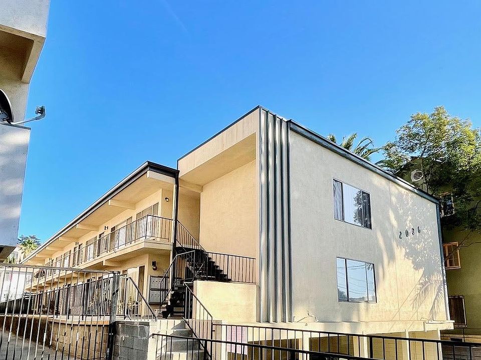 1st image of 2036 N Beachwood Dr #16