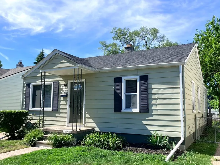 959 E Shevlin Ave — Photo 3