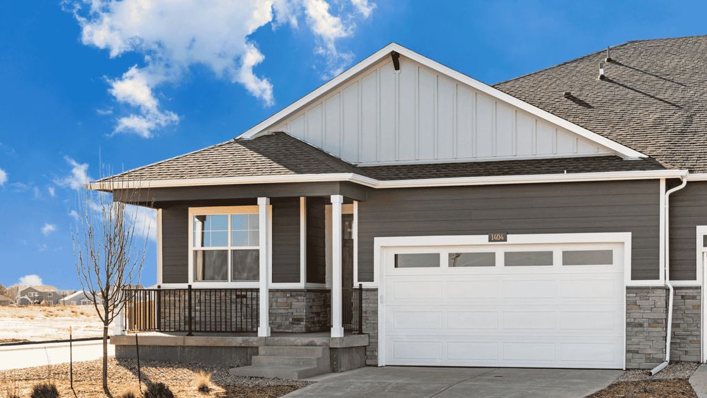 1444 Riverdale Dr