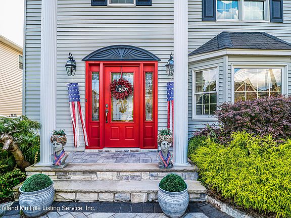 4th image of 60 Carteret St