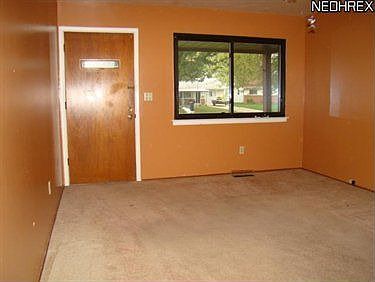 3rd image of 4616 Gary Ave