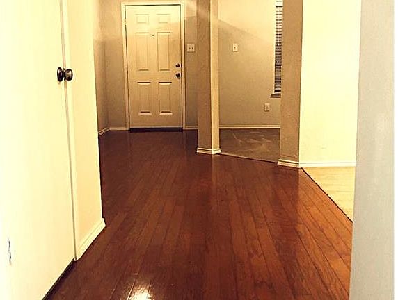 5th image of 3120 Rosslyn Ct