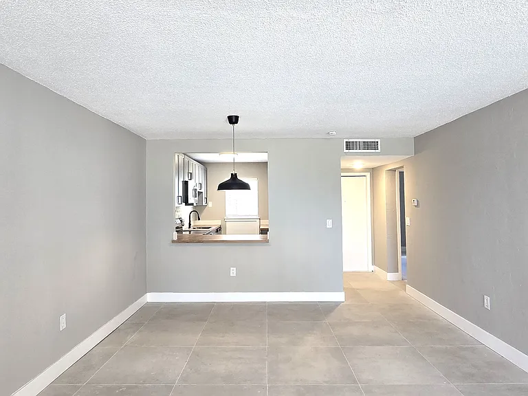 717 SW 75th St #108 — Photo 6