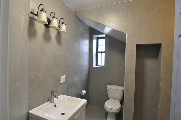 Rented by Nest Seekers International | media 5