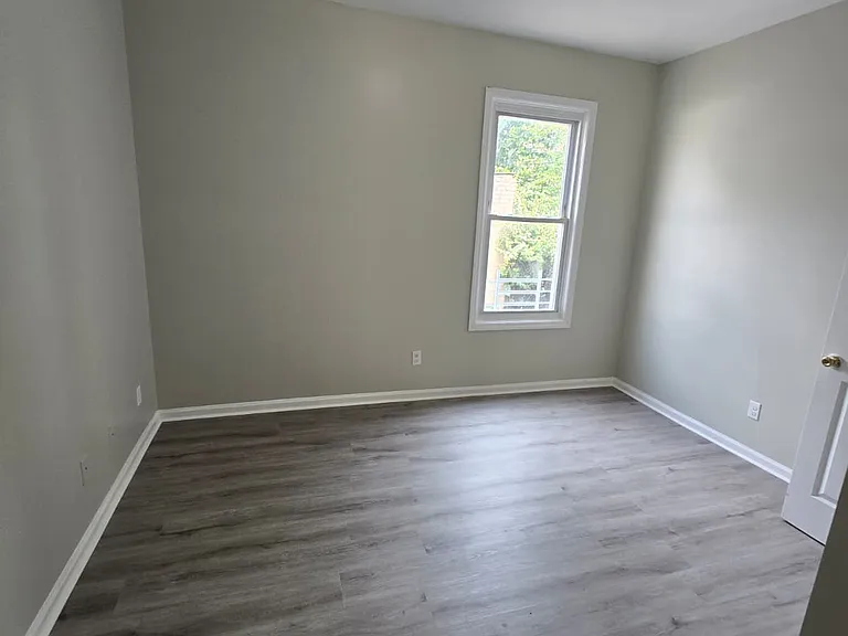 495 Irvine Turner Blvd #2 — Photo 6