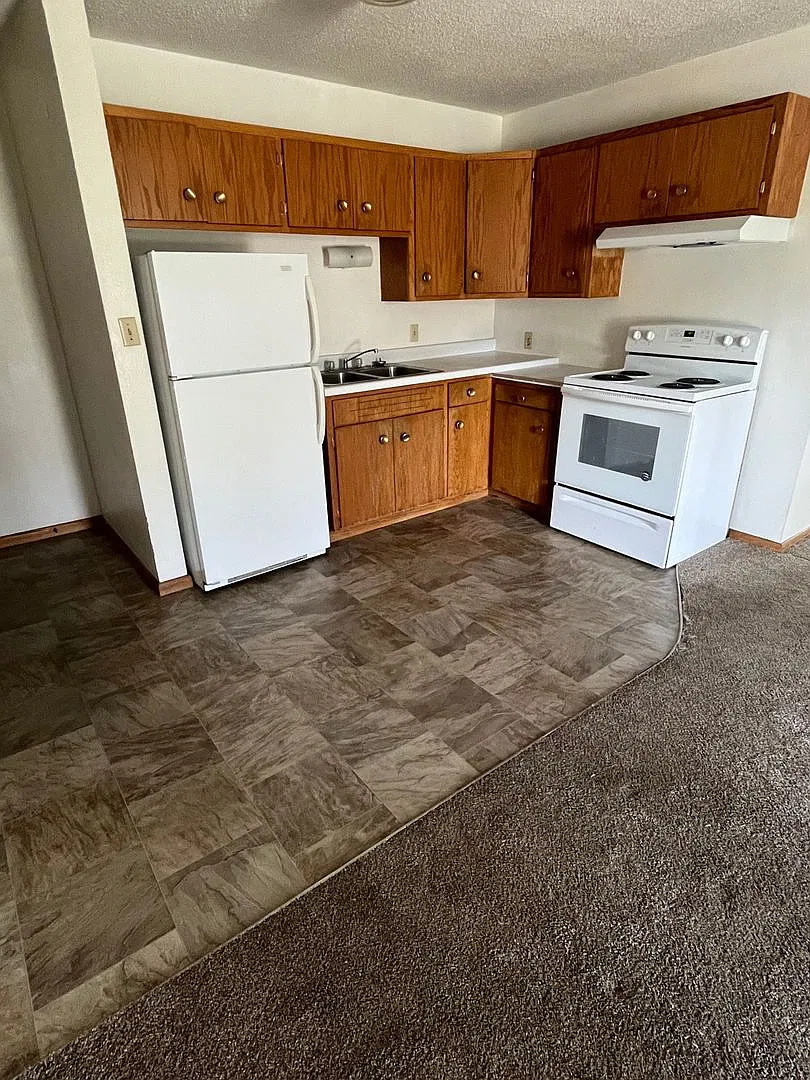 Park Manor — Photo 4