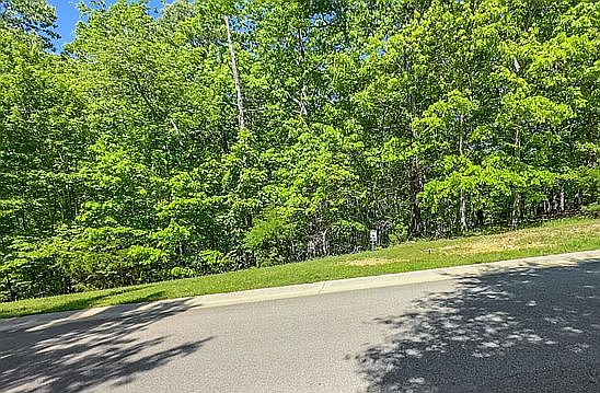1st image of 1372 Old Dogwood Trl
