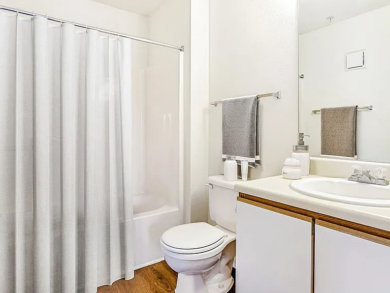 Autumn Ridge Apartments — Photo 24