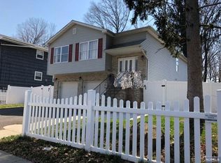 515 McCandless St, Linden, NJ 07036