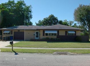 4635 Vinsetta Ave, North Fort Myers, FL 33903